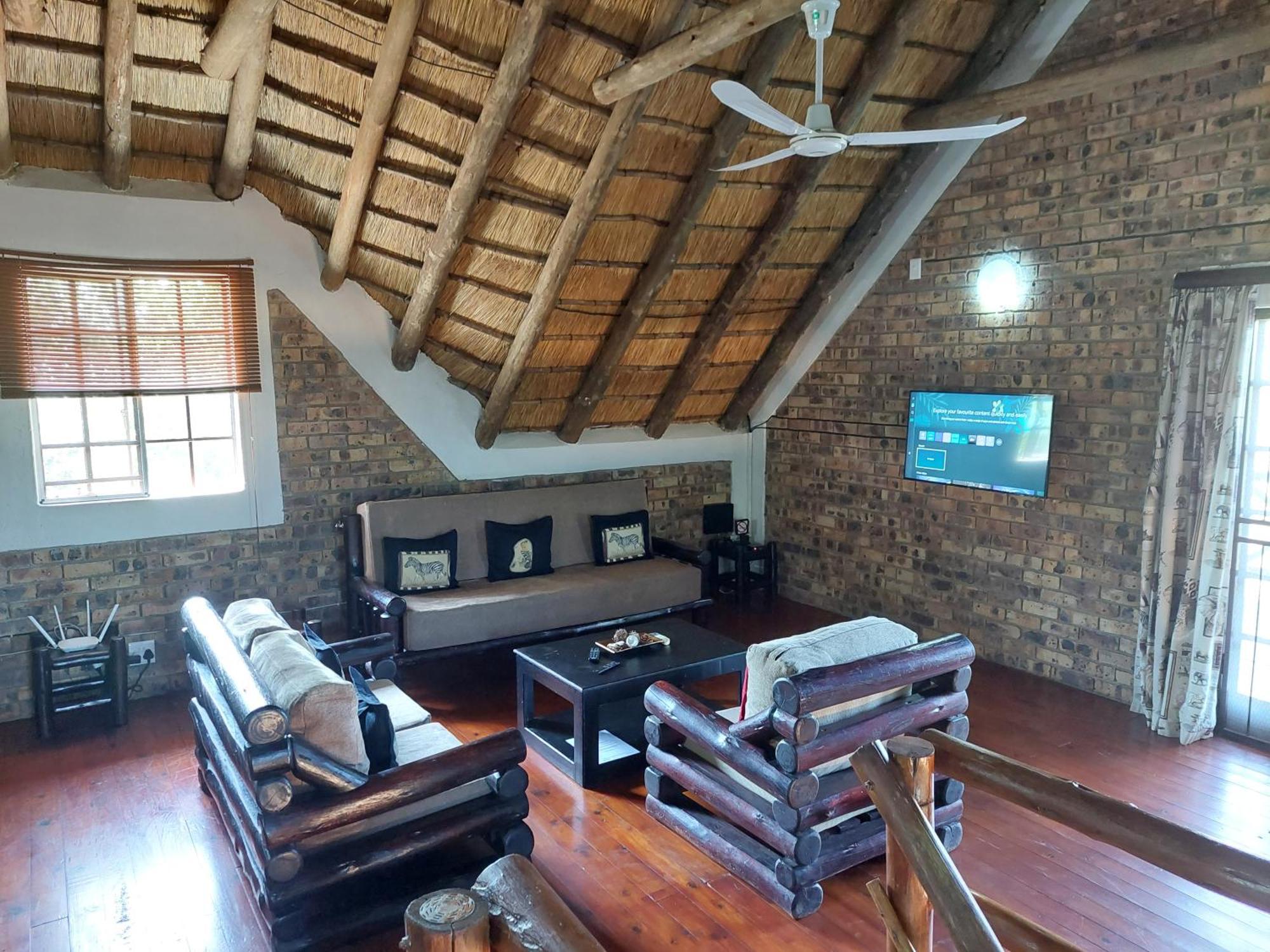 Giraffe Plains Villa Marloth Park Eksteriør bilde
